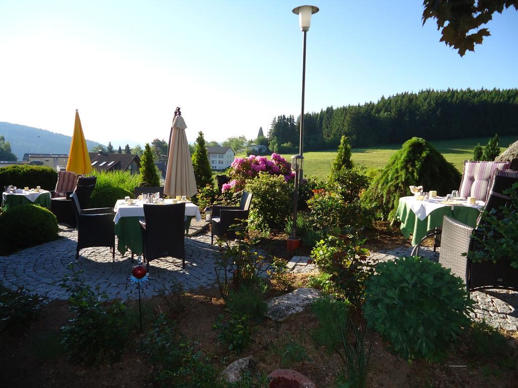 Berghotel Schiller Schonach im Schwarzwald Kamer foto