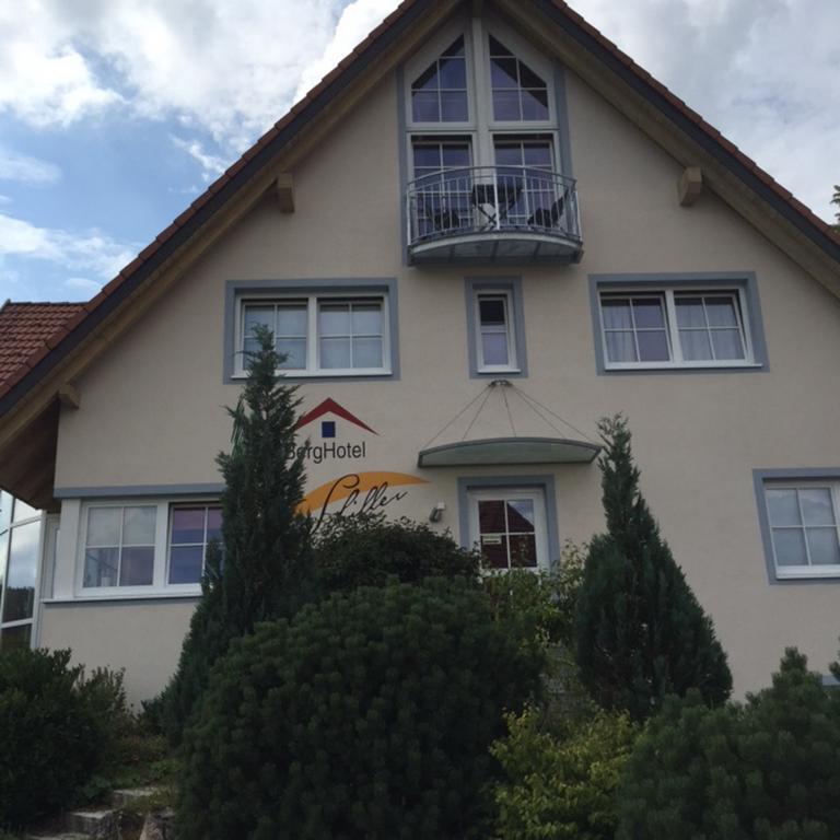Berghotel Schiller Schonach im Schwarzwald Buitenkant foto