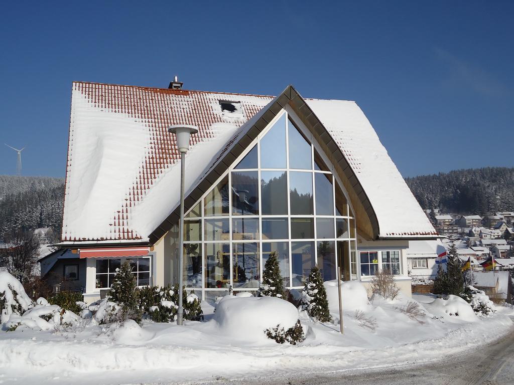 Berghotel Schiller Schonach im Schwarzwald Buitenkant foto