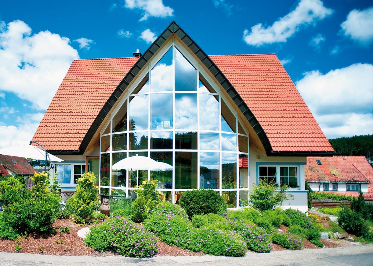 Berghotel Schiller Schonach im Schwarzwald Buitenkant foto