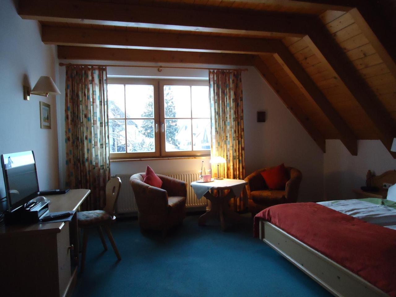 Berghotel Schiller Schonach im Schwarzwald Buitenkant foto