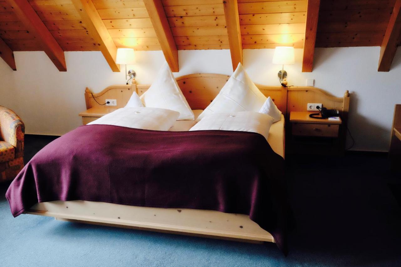 Berghotel Schiller Schonach im Schwarzwald Buitenkant foto